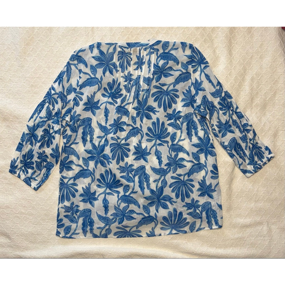 NWT Ellie Tahari Blue & White Floral Boho Blouse with 3/4 Puff Sleeves Size M - Picture 4 of 9
